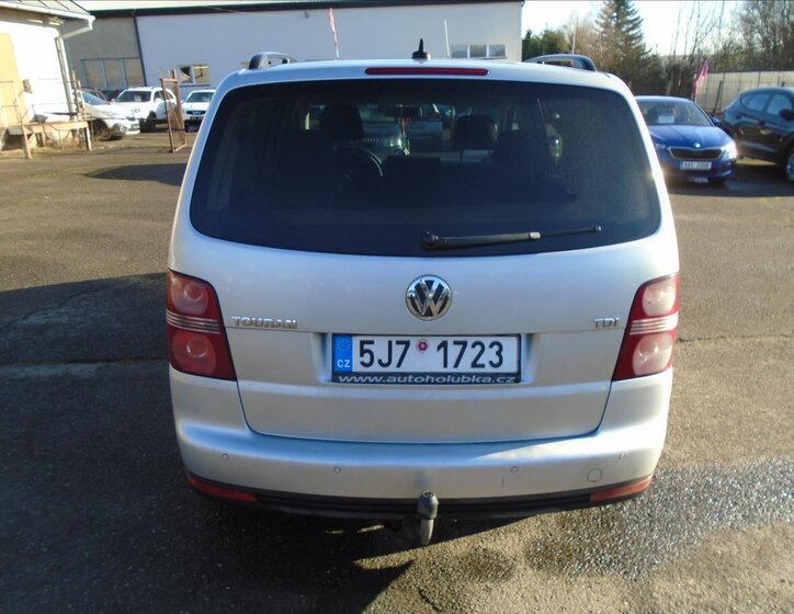 Volkswagen Touran 3