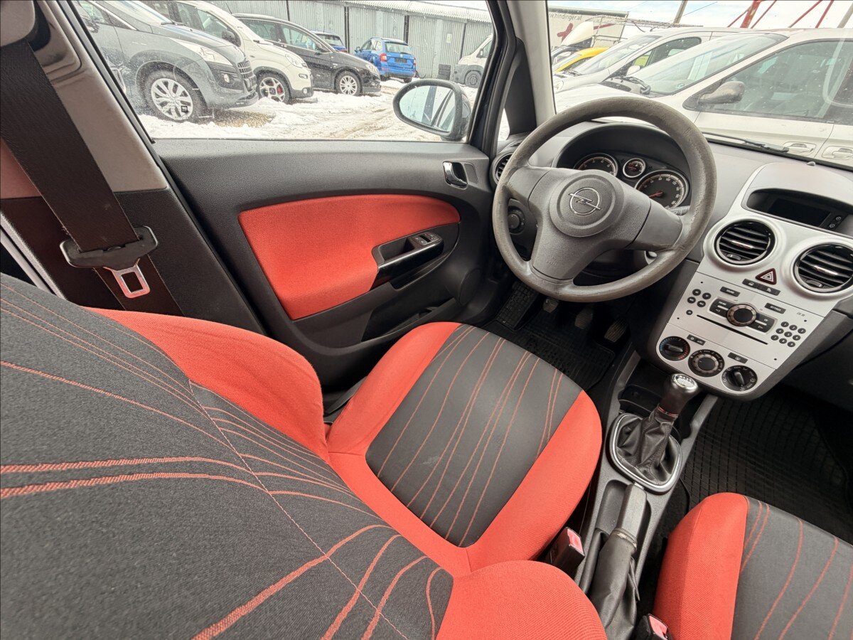 Opel Corsa Hatchback 1,4 l 66 kw