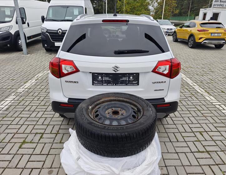 Suzuki Vitara 20