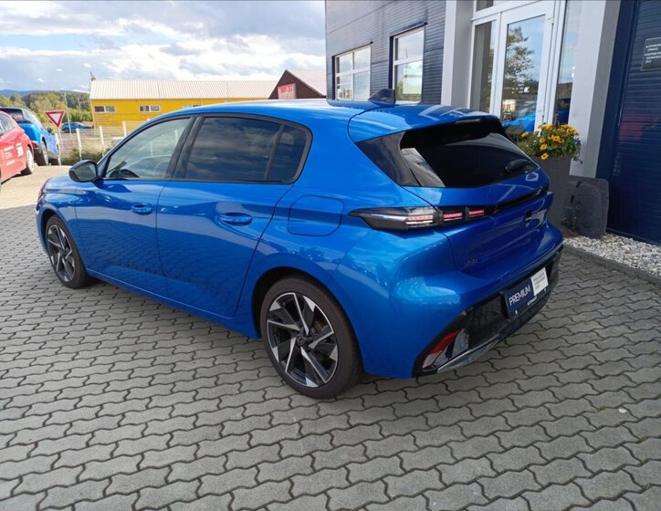 Peugeot 308 Hatchback 1,6 l 110 kw