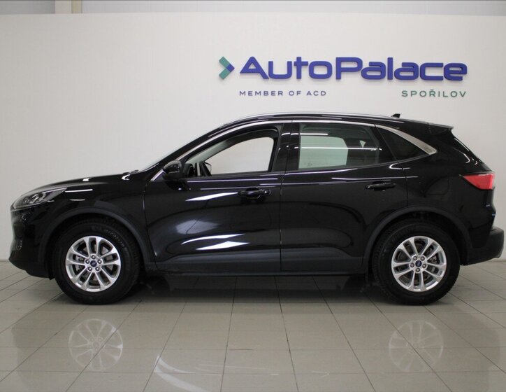 Ford Kuga SUV 1,5 l 88 kw