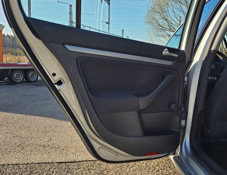 Volkswagen Golf Hatchback 1,9 l 77 kw