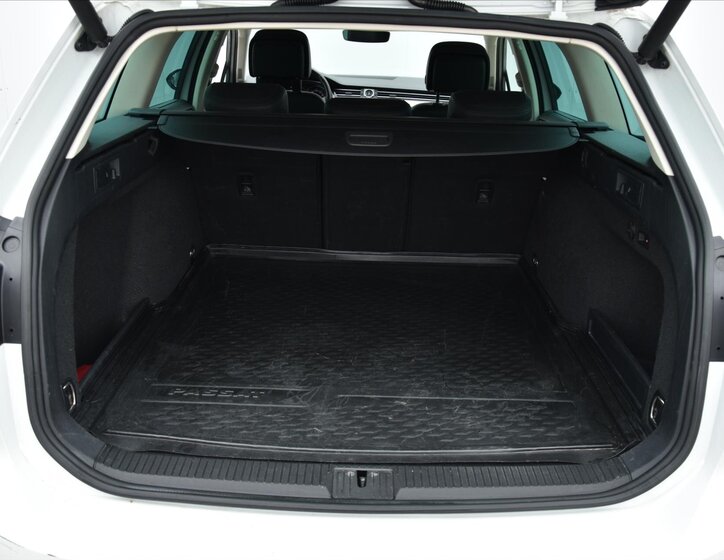 Volkswagen Passat Kombi 2,0 l 140 kw