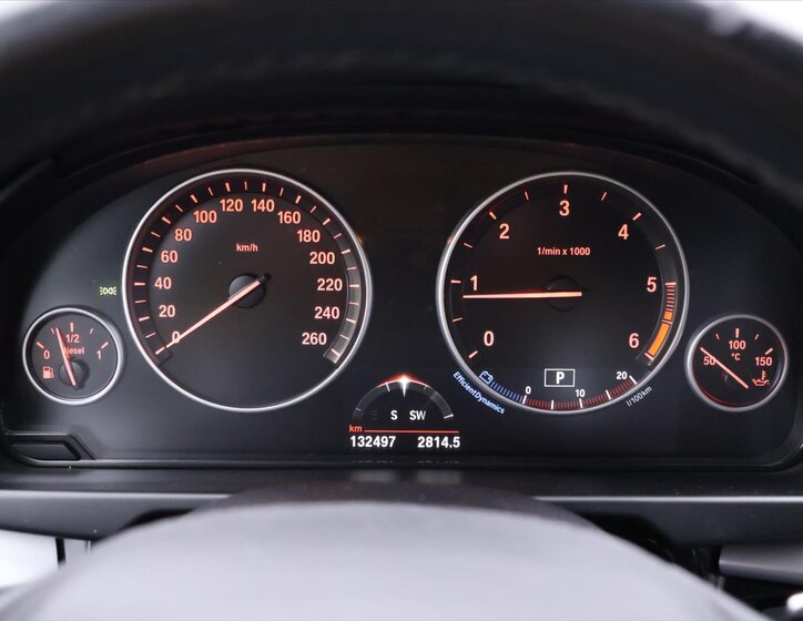 BMW X5 SUV 2,0 l 160 kw