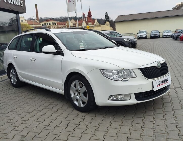 Škoda Superb Kombi 1,8 l 118 kw