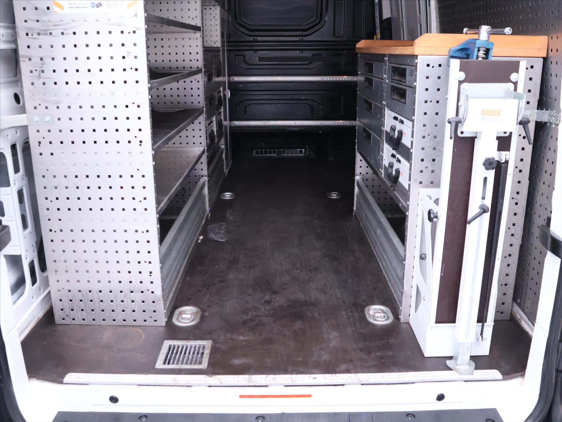 Volkswagen Crafter Skříň 2,0 l 130 kw