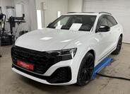 Audi Q8 3