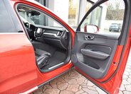 Volvo XC60 SUV / Terénní 2,0 l 186 kw