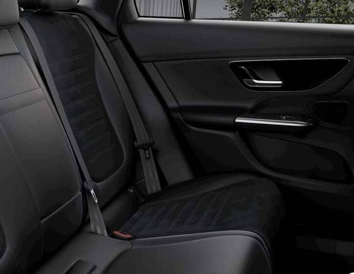 Mercedes-Benz GLC SUV 2,0 l 260 kw