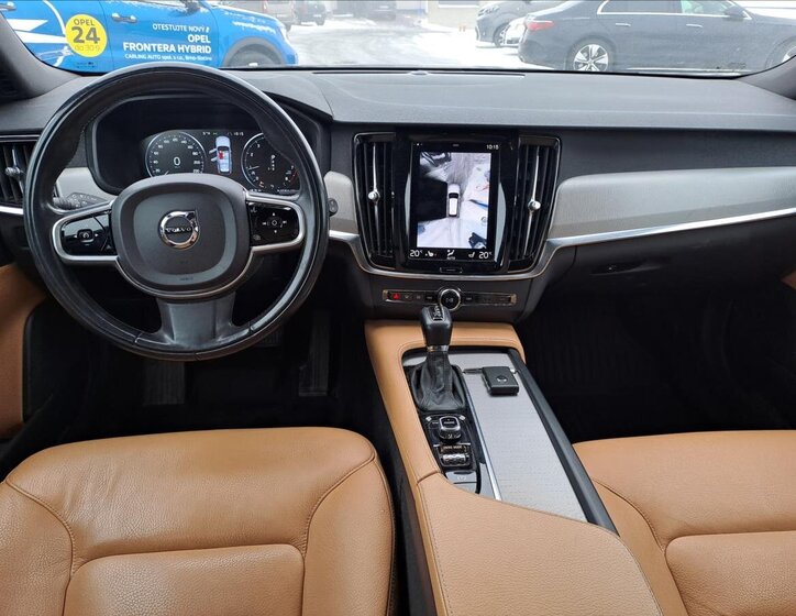 Volvo V90 Kombi 2,0 l 187 kw