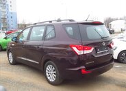 SsangYong Rodius VAN-Minibus 2,0 l 114 kw