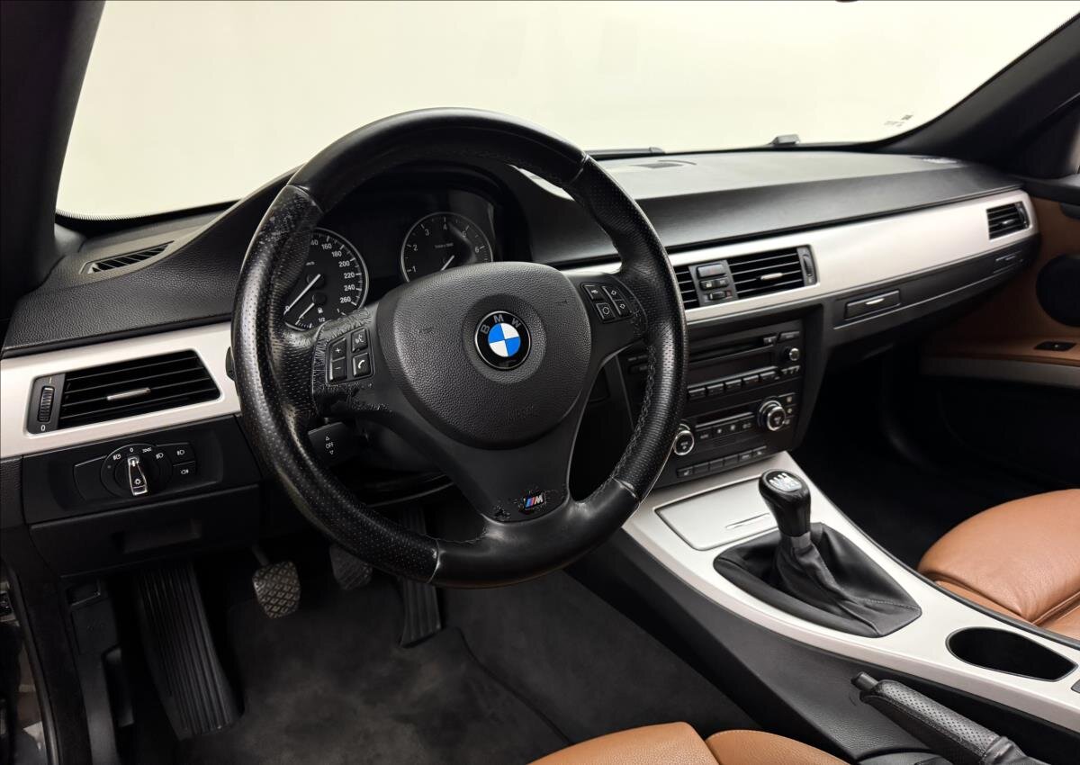 BMW Řada 3 Kabriolet 2,0 l 125 kw