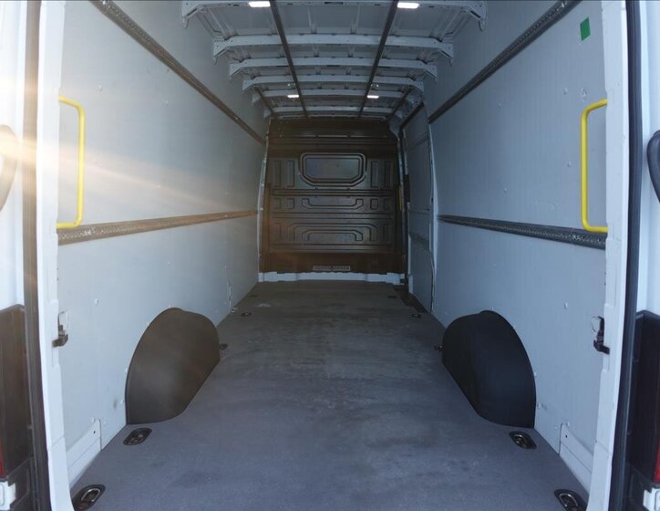 Volkswagen Crafter Ostatní 2,0 l 103 kw