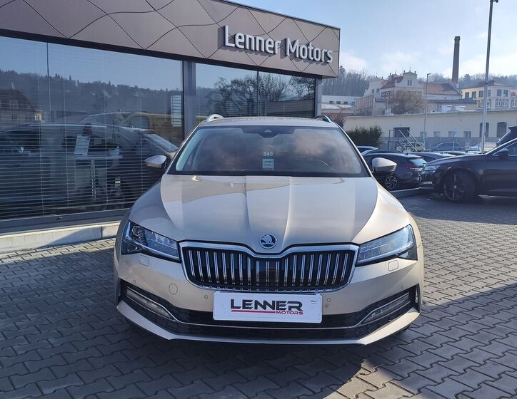 Škoda Superb Kombi 1,5 l 110 kw