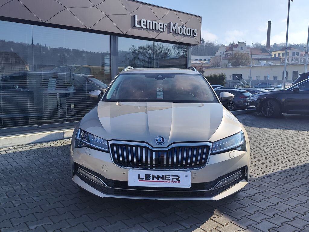 Škoda Superb Kombi 1,5 l 110 kw