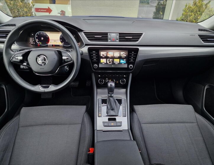 Škoda Superb Kombi 1,5 l 110 kw