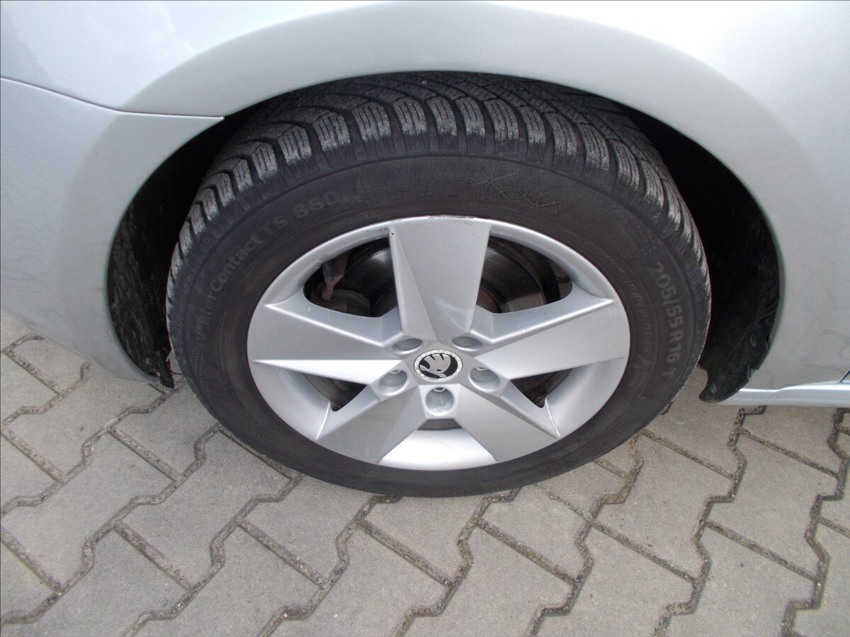 Škoda Octavia Kombi 1,6 l 77 kw