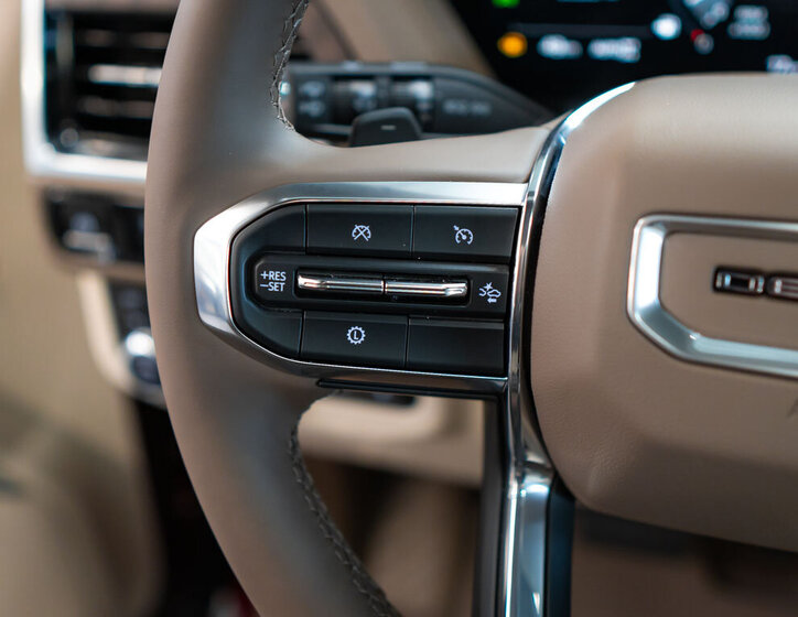 GMC Yukon SUV 6,2 l 313 kw