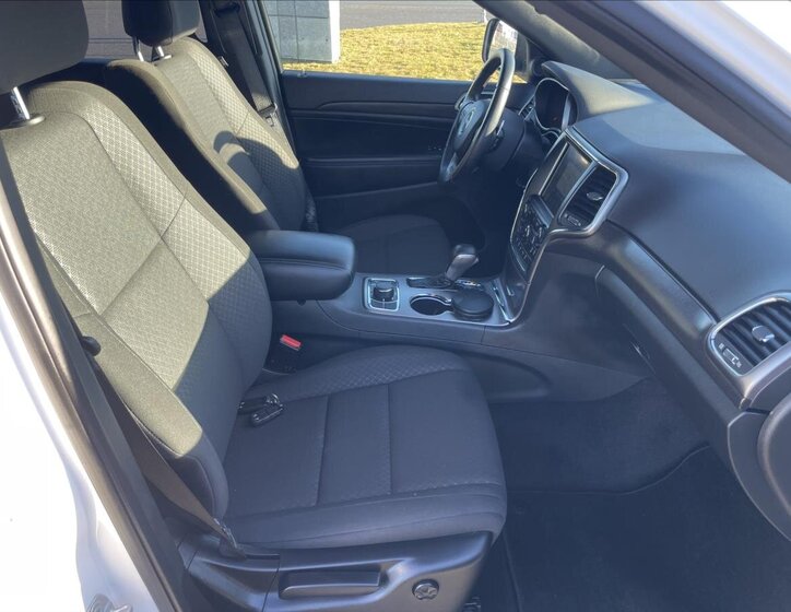 Jeep Grand Cherokee 13