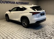 Lexus NX 300h SUV 2,5 l 145 kw