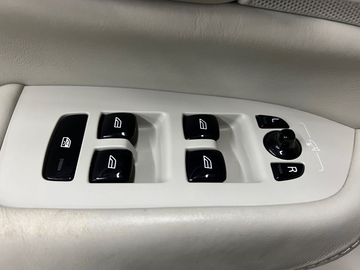 Volvo XC90 SUV 2,0 l 173 kw