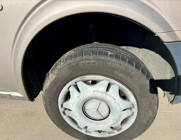 Mercedes-Benz Vito 19