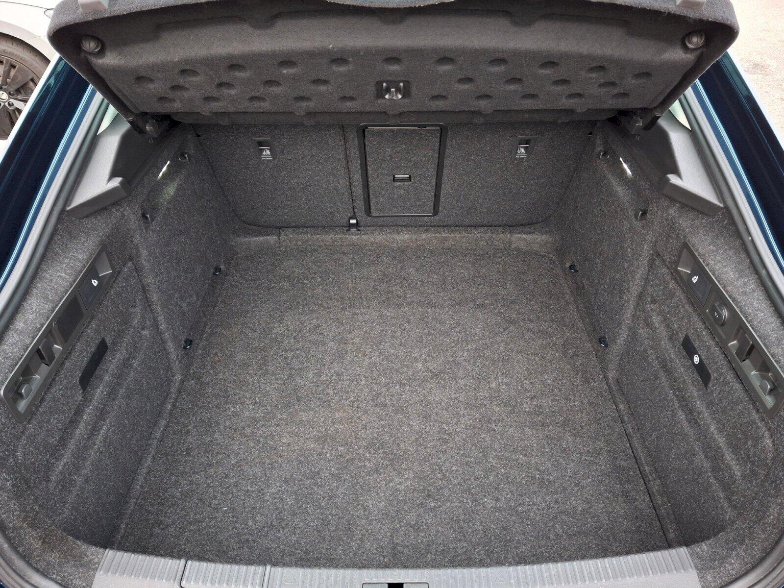 Škoda Superb Liftback 1,5 l 110 kw