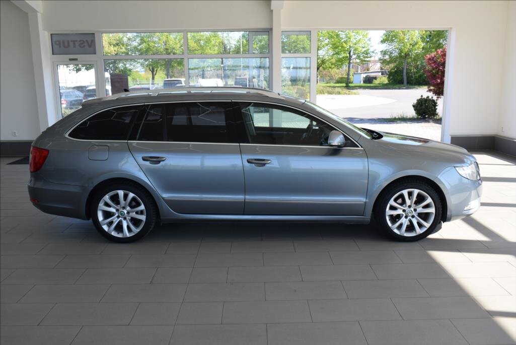 Škoda Superb Kombi 2,0 l 125 kw