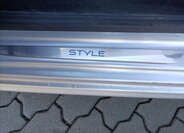 Peugeot 208 Hatchback 1,2 l 60 kw