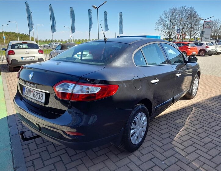 Renault Fluence Sedan / Limuzína 1,6 l 81 kw