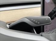Tesla Model 3 27