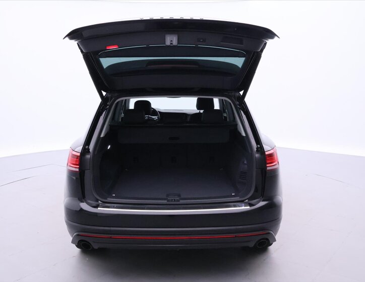 Volkswagen Touareg SUV / Terénní 3,0 l 170 kw