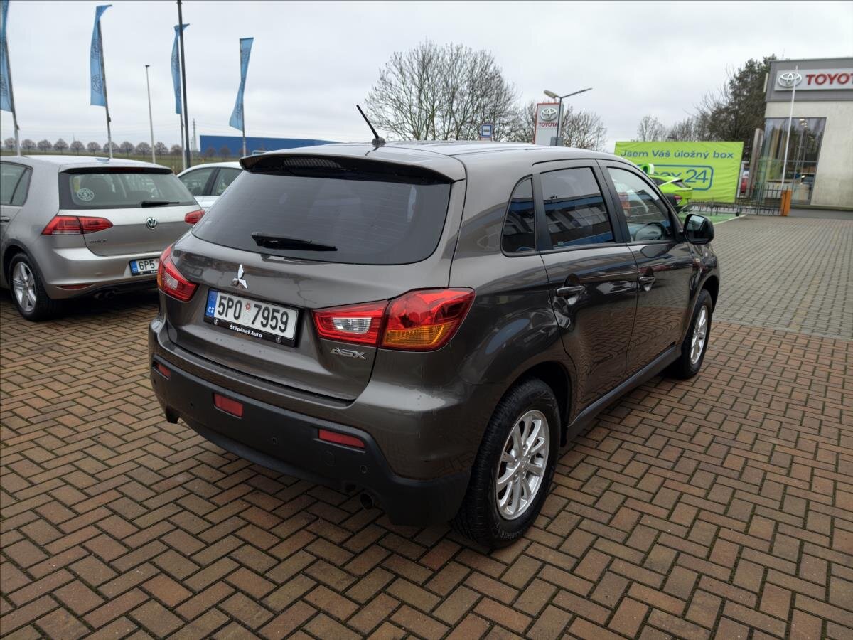 Mitsubishi ASX SUV 1,6 l 86 kw