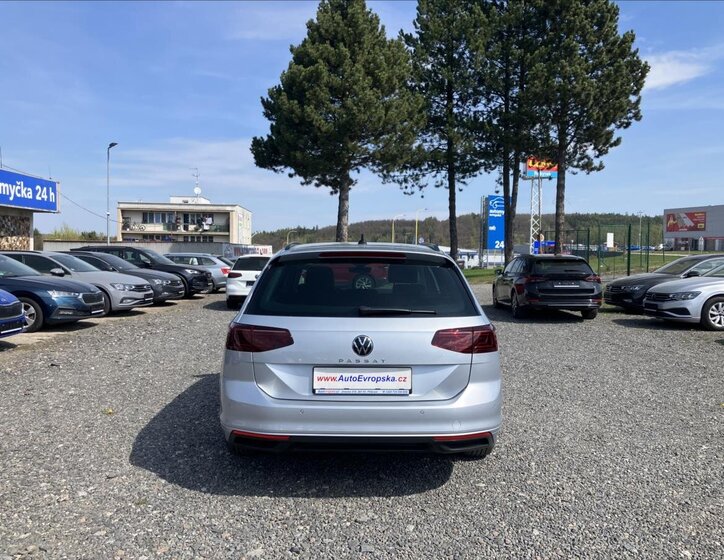 Volkswagen Passat Kombi 2,0 l 110 kw