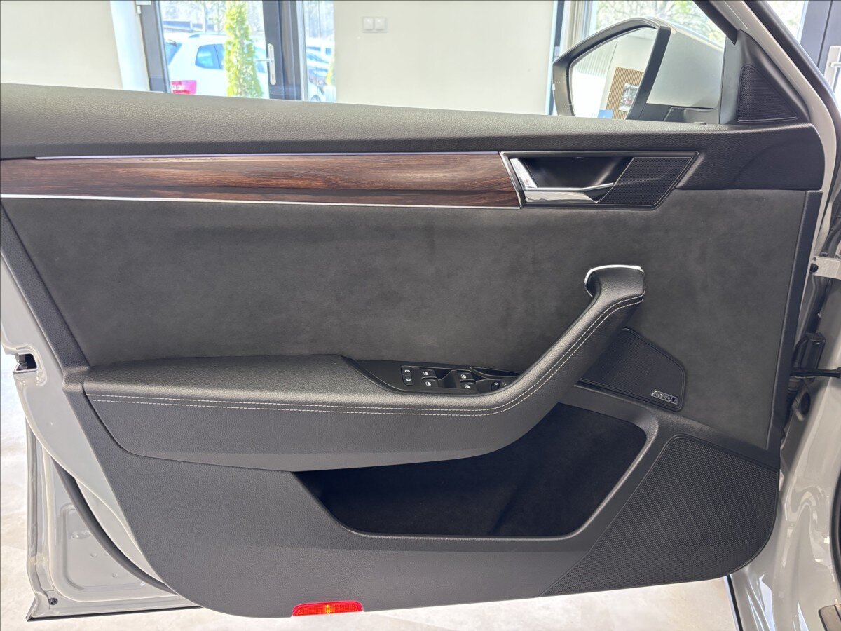 Škoda Superb Kombi 2,0 l 206 kw