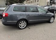 Volkswagen Passat Kombi 2,0 l 103 kw