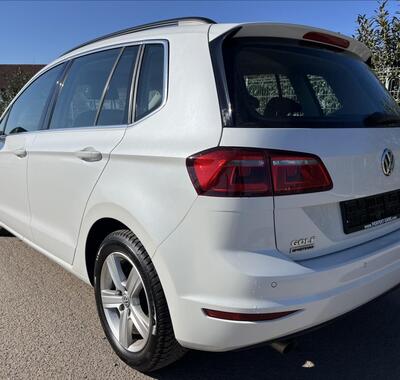 Volkswagen Golf Sportsvan 48