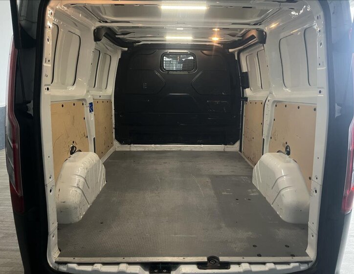 Ford Transit Custom Skříň 2,2 l 74 kw