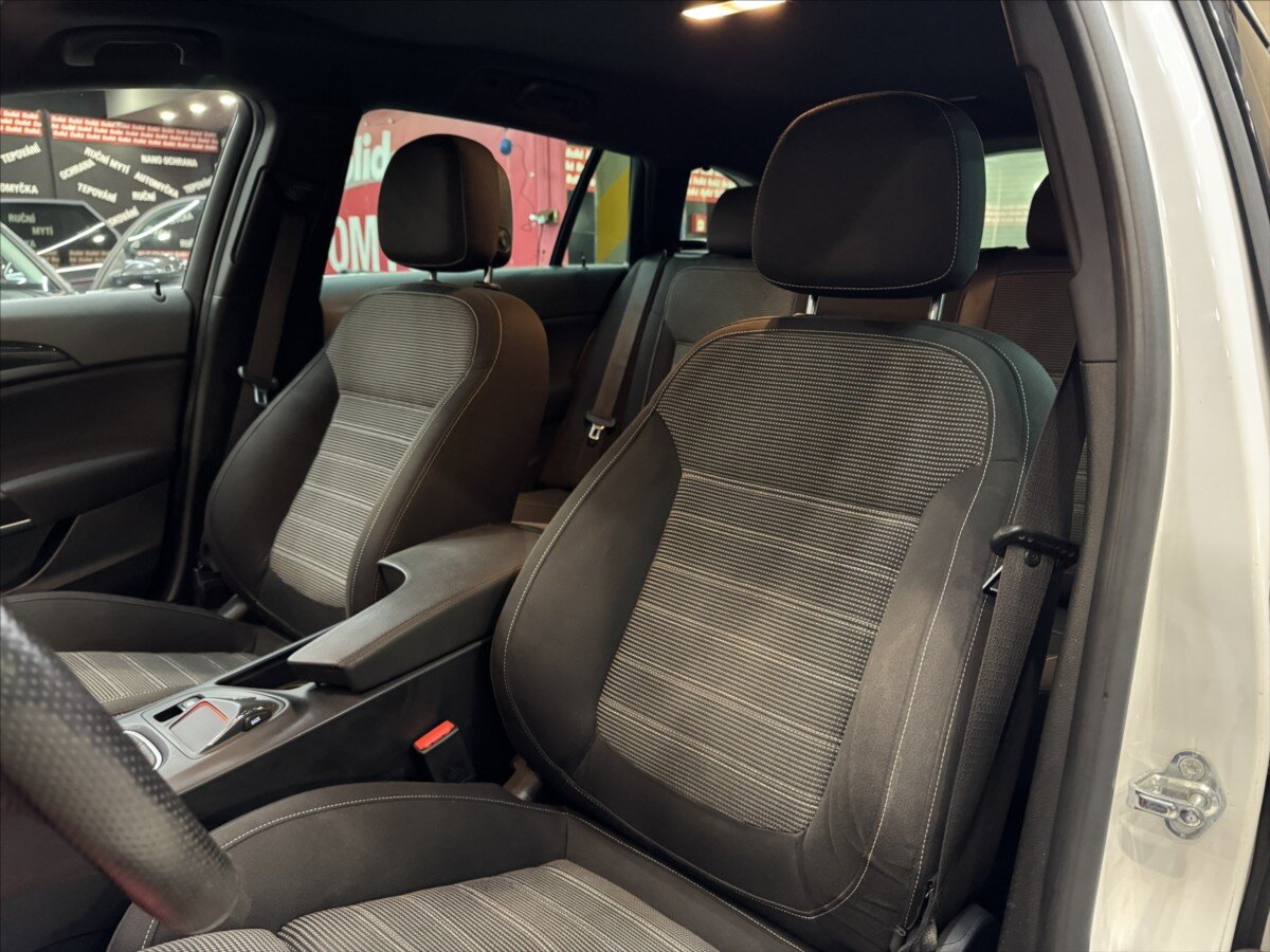 Opel Insignia Kombi 2,0 l 120 kw