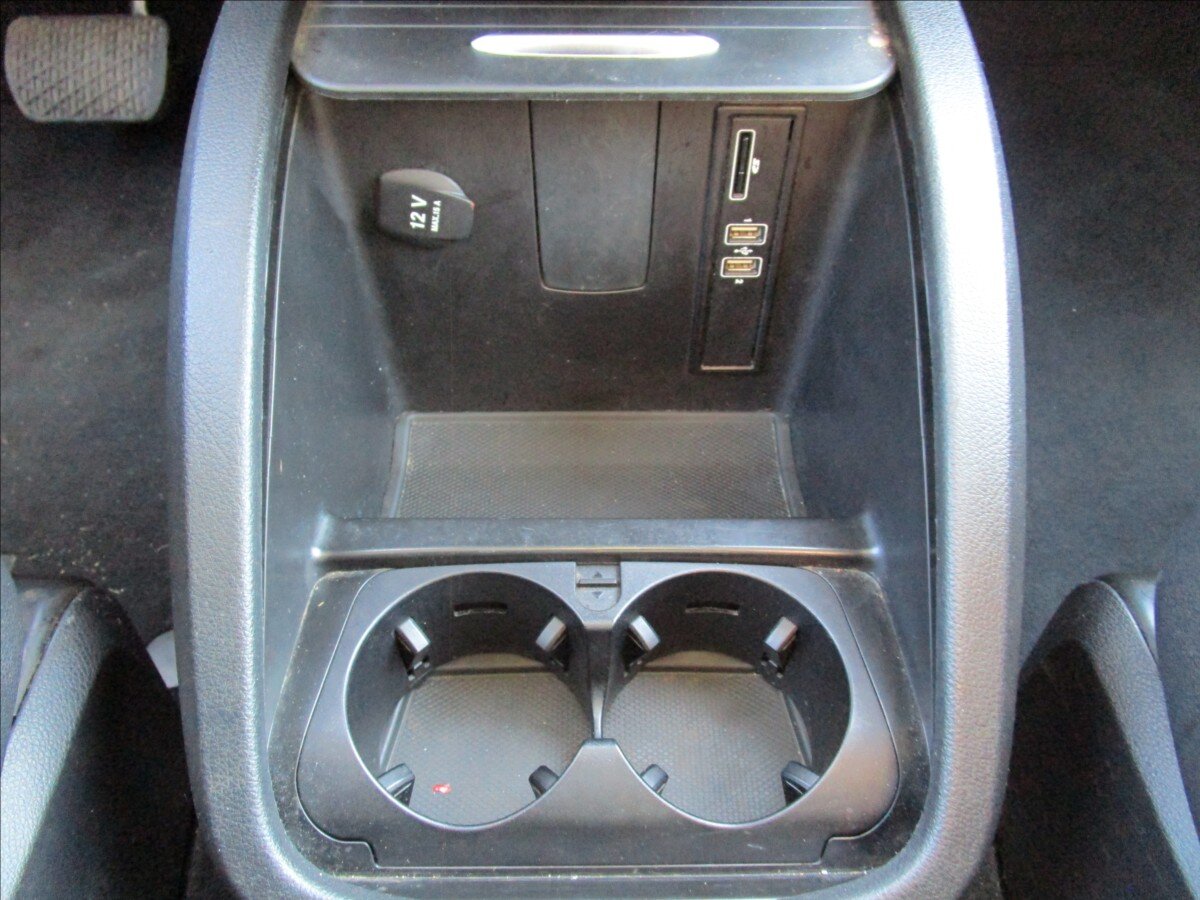 Mercedes-Benz Třídy V Kombi 2,1 l 140 kw