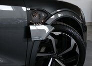 Audi e-tron SUV / Terénní 0,0 300 kw