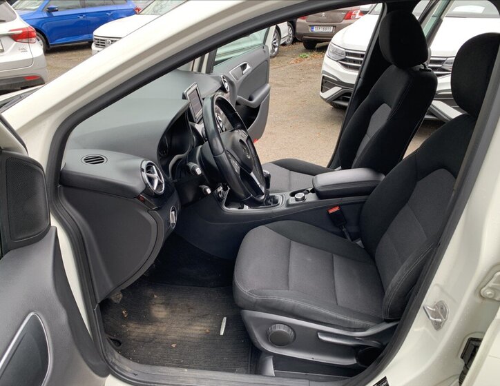 Mercedes-Benz Třídy B Hatchback 1,6 l 90 kw