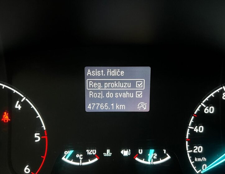 Ford Tourneo Custom Ostatní 2,0 l 96 kw