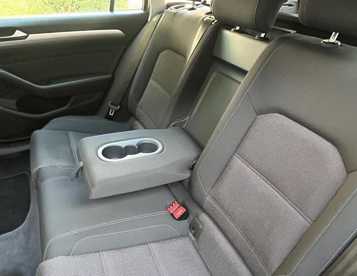 Volkswagen Passat 37