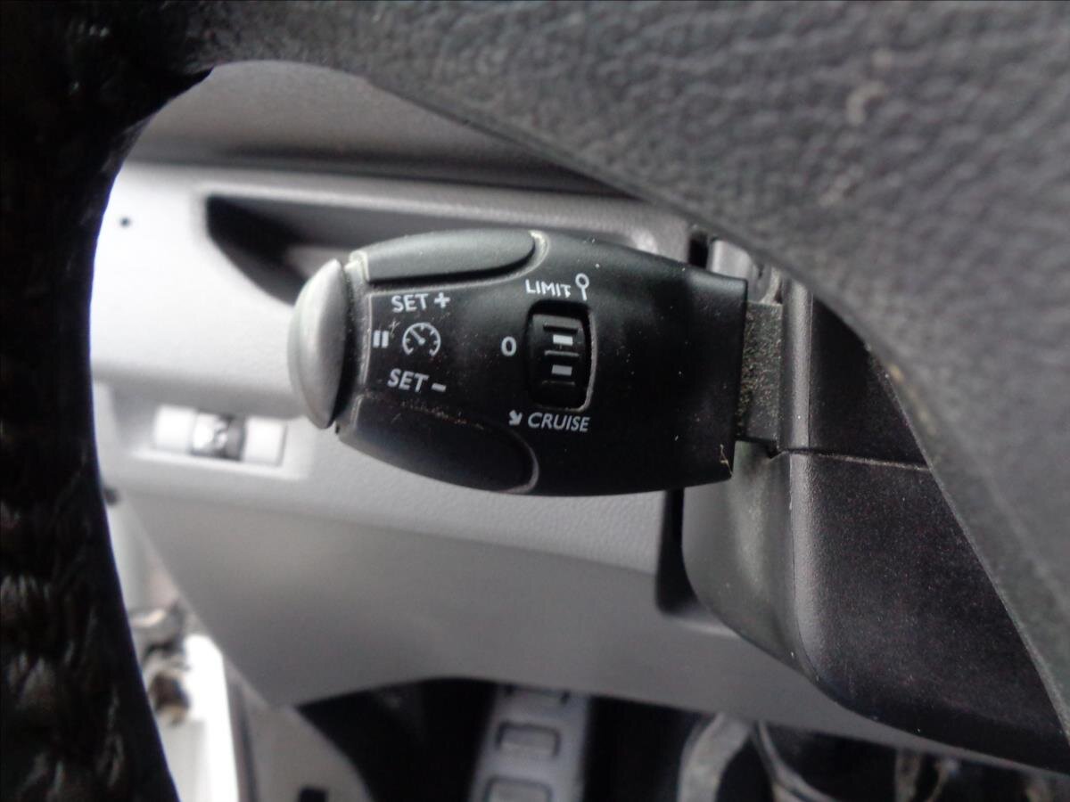 Peugeot Expert Ostatní 2,0 l 90 kw