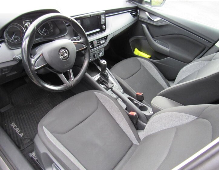 Škoda Scala Hatchback 1,6 l 85 kw