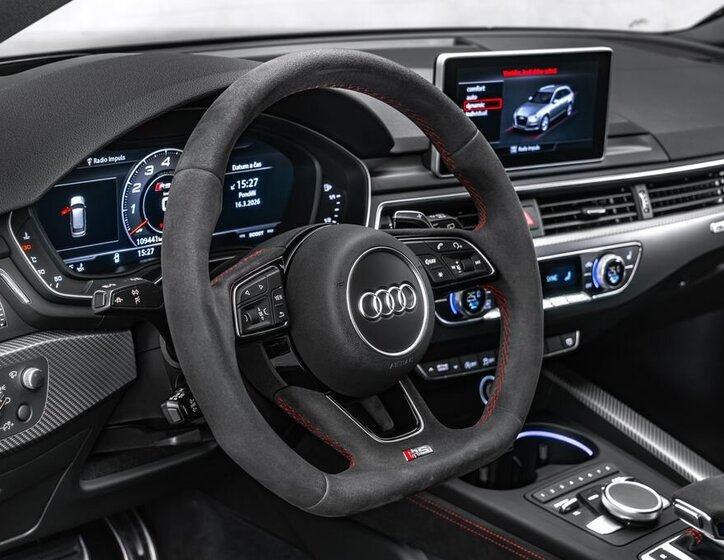 Audi RS4 Kombi 2,9 l 331 kw