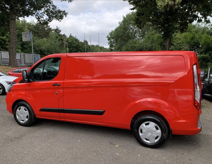 Ford Transit Custom 8