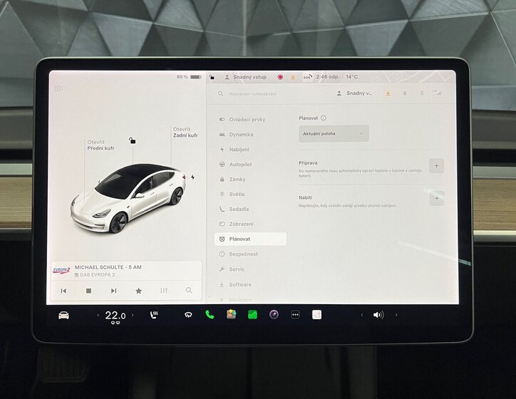 Tesla Model 3 Sedan / Limuzína 0,0 239 kw