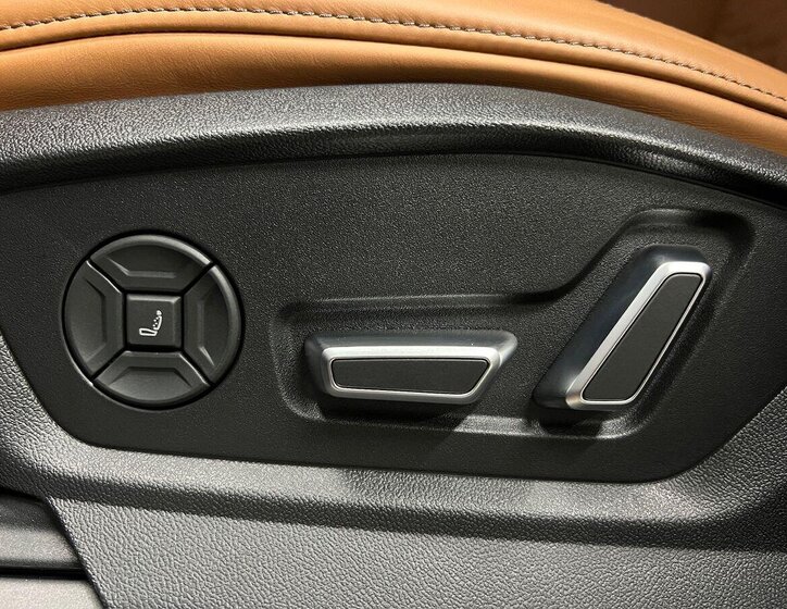 Audi RS Q8 SUV / Terénní 4,0 l 471 kw